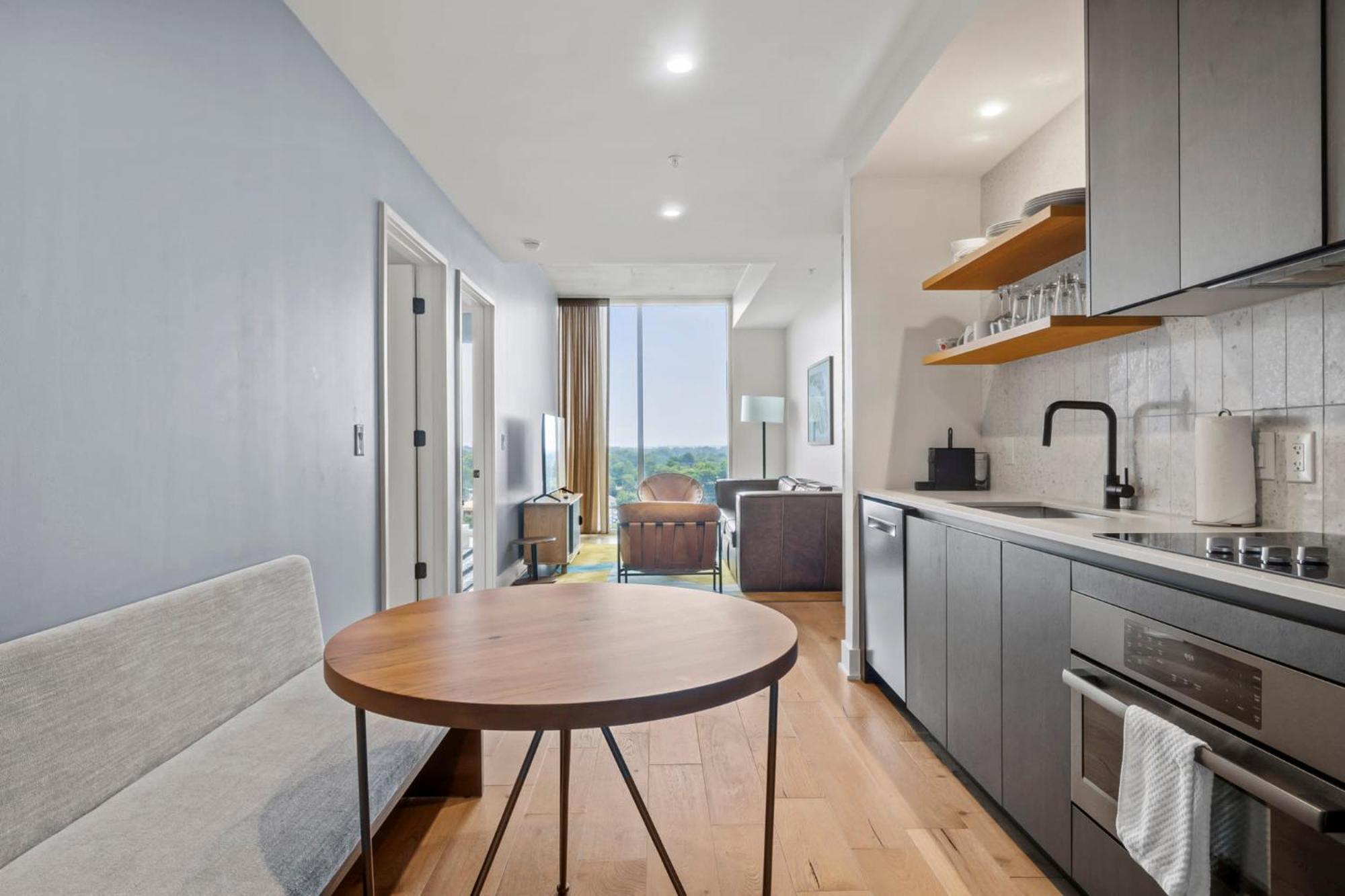 Modern 1Br Condo On Rainey St With Pool And Views Austin Zewnętrze zdjęcie